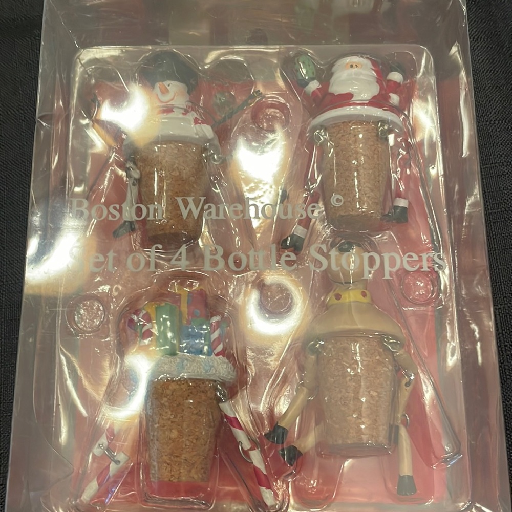 Set of four wine stoppers